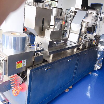 Guter Preis Alu PVC- und Blasen-Verpackungsmaschine Alu Alu, Pharma-Ausrüstung automatisch Online