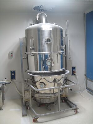 Guter Preis Dampf-Heizungs-Art Bett-flüssige granulierende Maschine für Trockner/Beschichtung Online