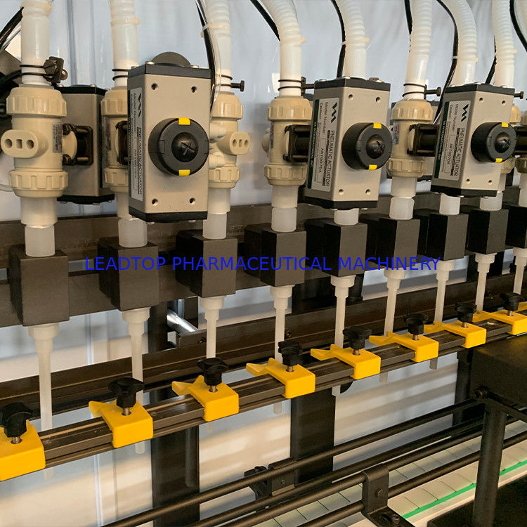 700 kg Gewicht Rotationsautomatische Flaschenfüllmaschine für Flüssigkeit 6 kW Stromverbrauch CE-zertifiziert
