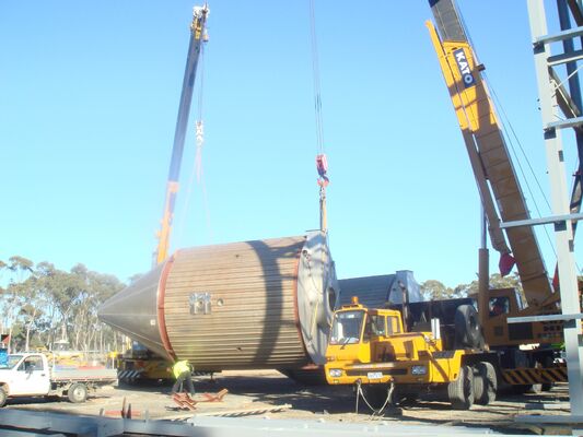 Guter Preis Zentrifugaler Sprühtrocknungs-Maschinen-HochgeschwindigkeitsEdelstahl 304 Online